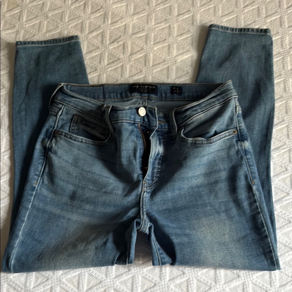 Lucky Brand Light And Dark Blue Denim Lucky Brand Light And Dark Blue Denim